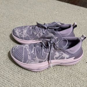 SOREL Women’s Explorer Blitz Stride  Lace  Sneaker  Size: 6.5